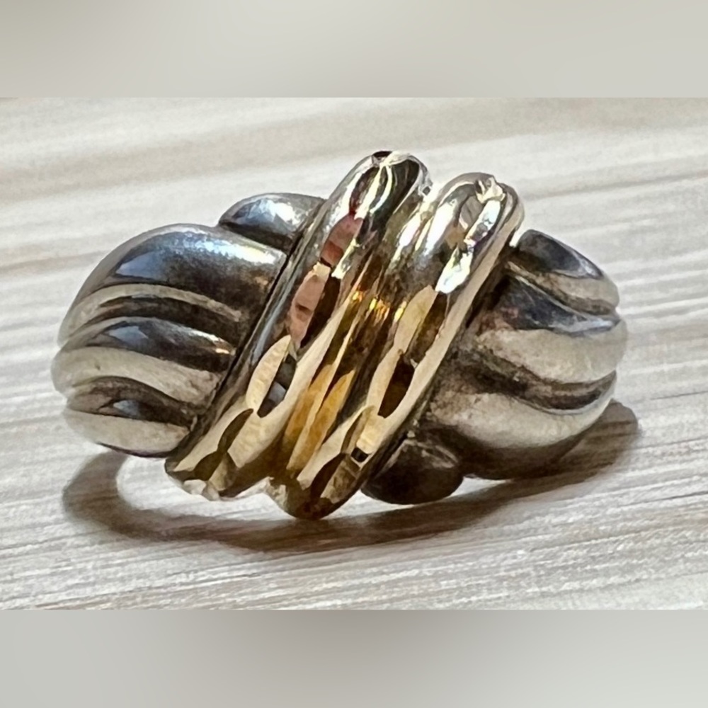 Designer Michael Anthony Sterling Silver & 14K Gold Diamond Cut Band Ring,Size 6 - Picture 2 of 10